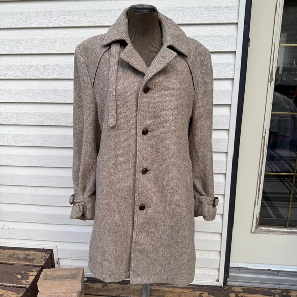 Fabulous Vintage 60s/70s tweed peacoat coat in warm taupe - Picture 1 of 12